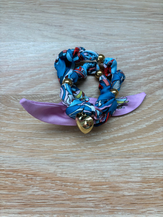 1 Scarf jewelry (blues, purple)