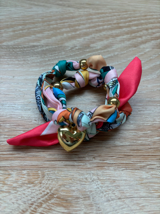 1 Scarf jewelry (mint, pinks)