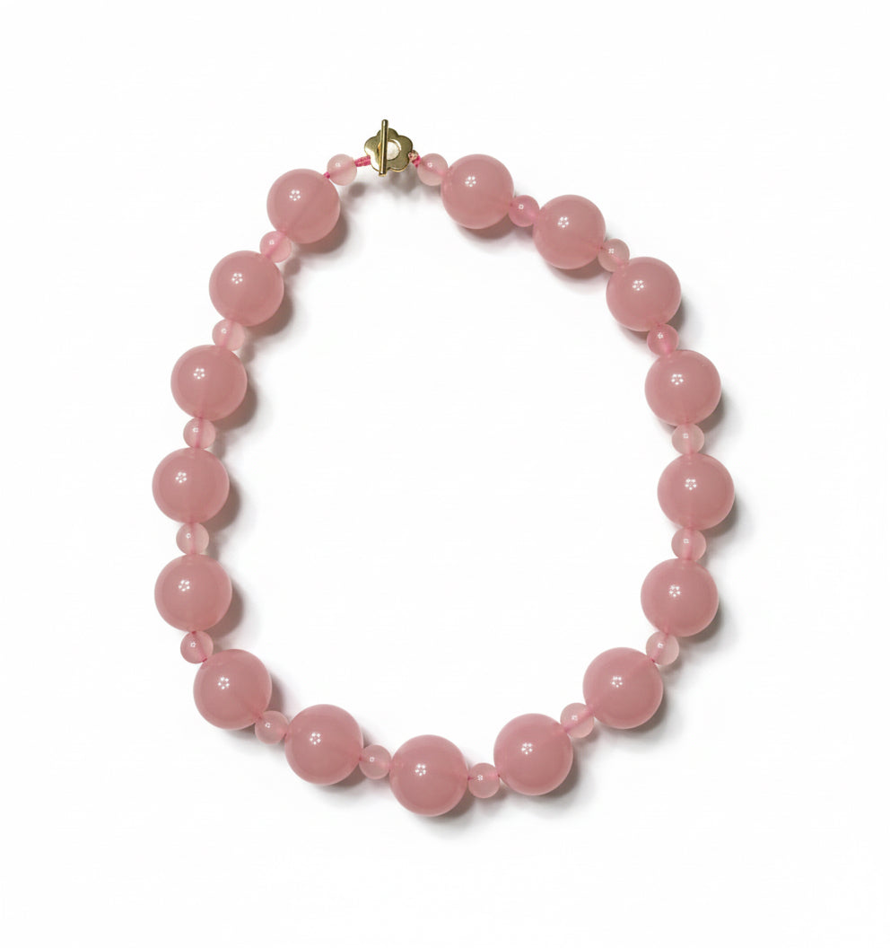 Beaded necklace (large bubblegum pink)