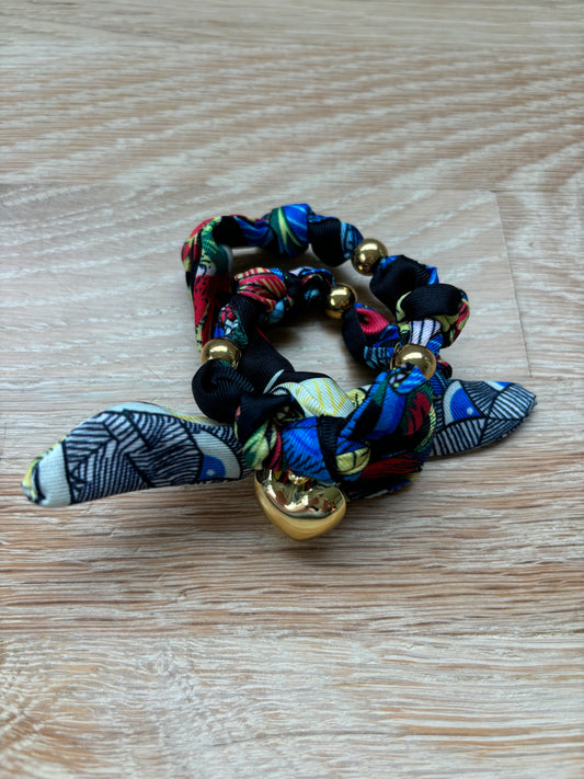 1 Scarf jewelry (black, yellow, red, blue)