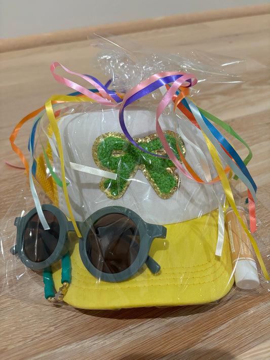 Kid Gift Pack (yellow hat with green bow)