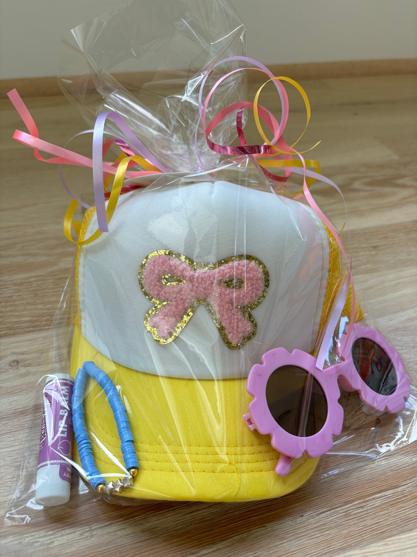 Kid Gift Pack (yellow hat with pink bow)