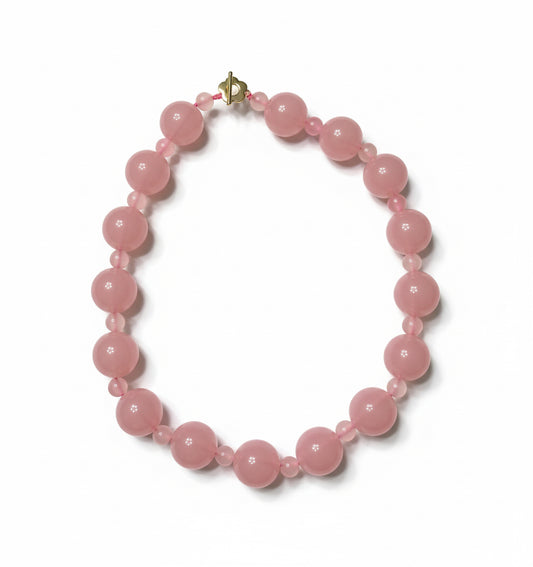 Beaded necklace (large bubblegum pink)