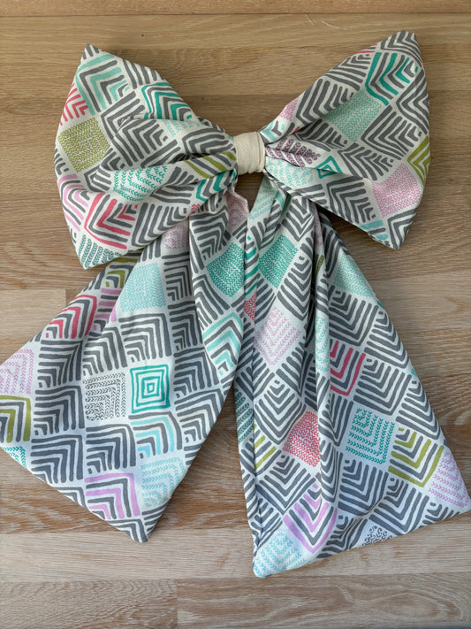 Door bow/wreath bow (pastel and grey print)