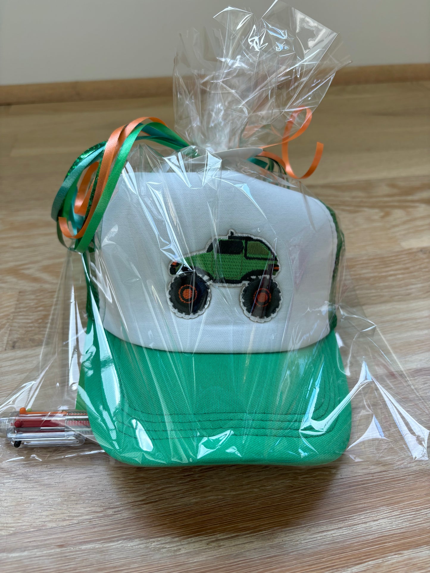 Kid Gift Pack (green monster truck)