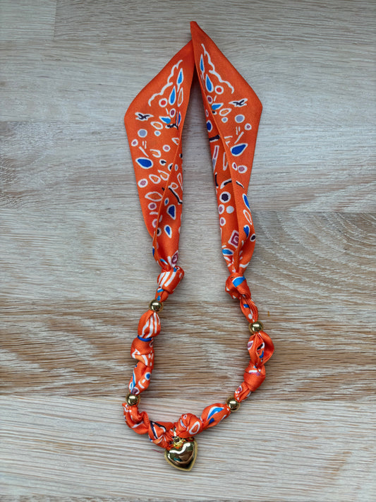 1 Scarf jewelry (orange)